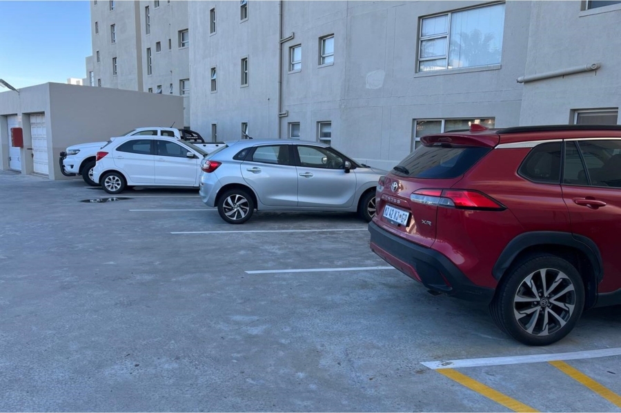 To Let 1 Bedroom Property for Rent in Table View Western Cape